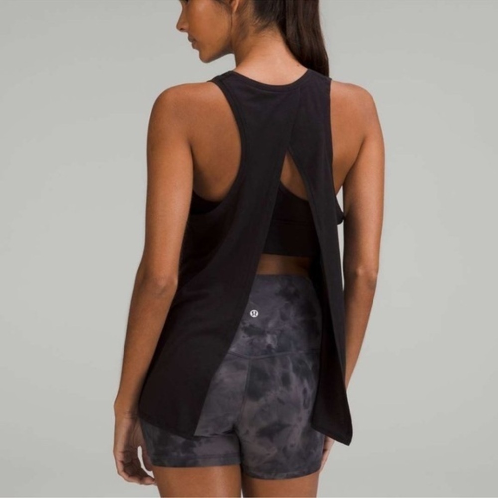 LULULEMON black all tied up tank top size 4